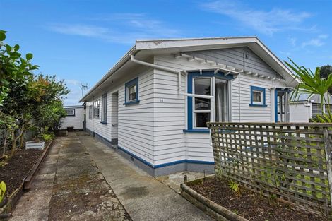 Photo of property in 17 Totara Street, Nelson South, Nelson, 7010