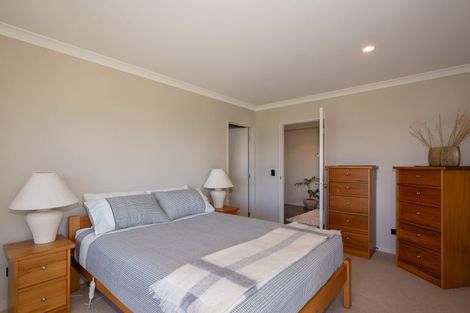 Photo of property in 18 Wakeman Road, Acacia Bay, Taupo, 3330