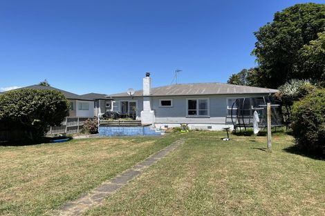 Photo of property in 24 Waipani Road, Te Atatu Peninsula, Auckland, 0610