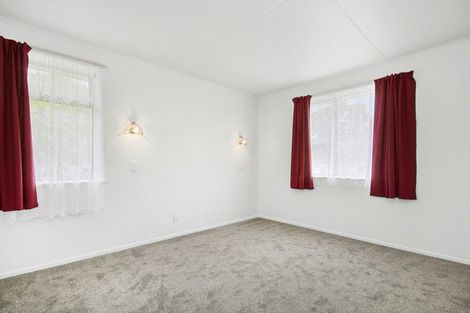 Photo of property in 36 Fantame Street, Cannons Creek, Porirua, 5024