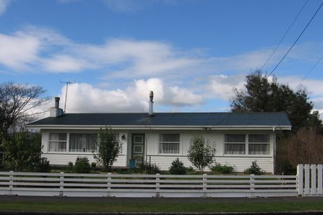 Photo of property in 32 Wavell Crescent, Lansdowne, Masterton, 5810