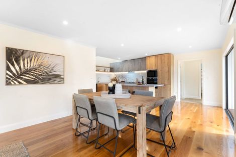 Photo of property in 12 Sunnyvale Road, Waitakere, Auckland, 0614