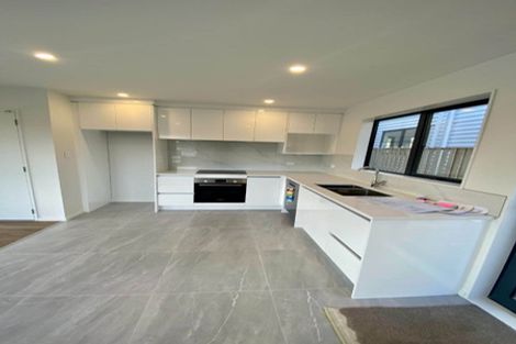 Photo of property in 1a Dundale Avenue, Blockhouse Bay, Auckland, 0600