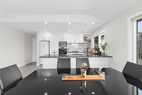 Photo of property in 93 Belgrove Drive, Waipukurau, 4200