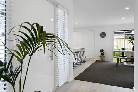 Photo of property in 4 Huka Heights Drive, Rangatira Park, Taupo, 3330