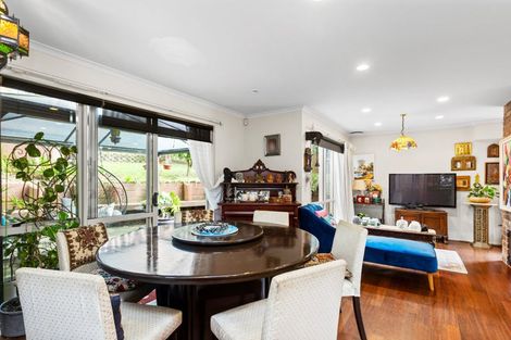 Photo of property in 17 Griffen Park Road, Mount Roskill, Auckland, 1041