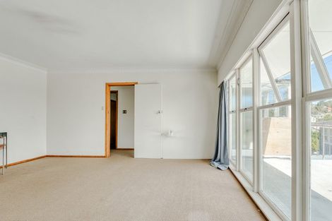 Photo of property in 8 Condliffe Place, New Windsor, Auckland, 0600