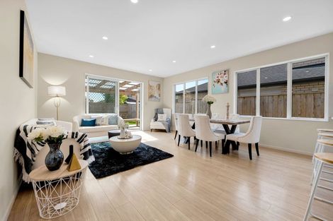 Photo of property in 23 Rohi Place, Flat Bush, Auckland, 2019