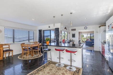 Photo of property in 1169 Whangaparaoa Road, Gulf Harbour, Whangaparaoa, 0930