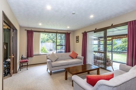 Photo of property in 10a Geraldo Place, Russley, Christchurch, 8042