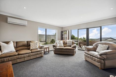 Photo of property in 81 Endeavour Drive, Whitby, Porirua, 5024