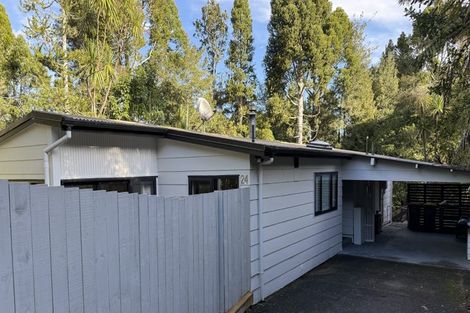Photo of property in 24 Park Hill Road, Birkenhead, Auckland, 0626