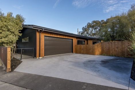 Photo of property in 31 Tensing Place, Sockburn, Christchurch, 8042