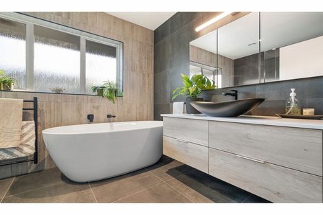 Photo of property in 14a Lothian Street, Ilam, Christchurch, 8041