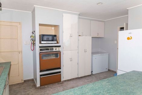 Photo of property in 84 Guy Street, Dannevirke, 4930