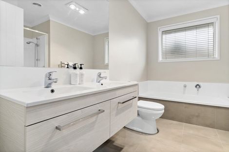 Photo of property in 54 Mortlake Heights, Pyes Pa, Tauranga, 3112