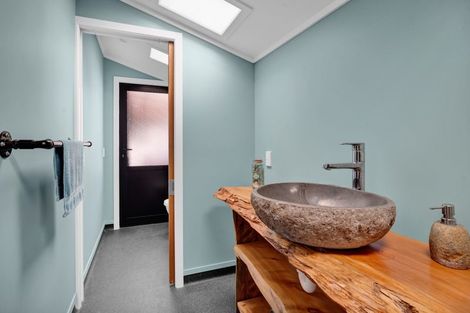 Photo of property in 9 Beach Road, Patea, 4520