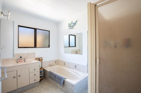 Photo of property in 11a Jade Place, Bell Block, New Plymouth, 4312