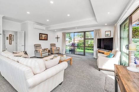 Photo of property in 11 Stanwood Grove, Darfield, 7510