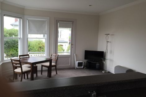 Photo of property in 1/10 Hobson Crescent, Thorndon, Wellington, 6011