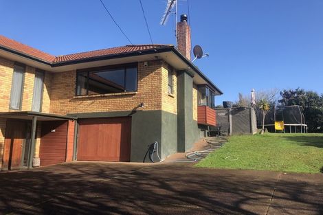 Photo of property in 42 Parkhill Road, Mellons Bay, Auckland, 2014