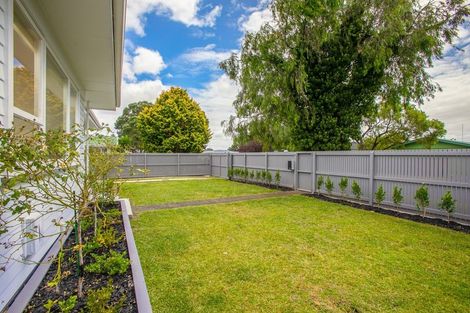 Photo of property in 16 Esmeralda Avenue, Avondale, Auckland, 1026