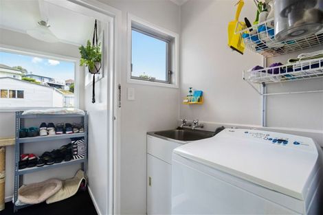 Photo of property in 1/33 Halberg Street, Glenfield, Auckland, 0629