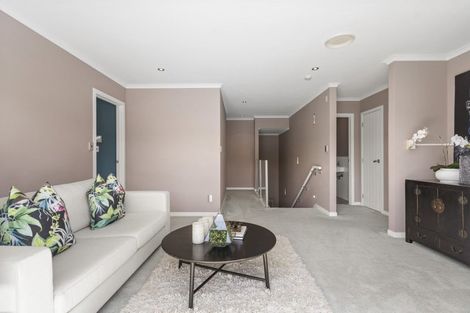 Photo of property in 14 Tranquility Rise, Mellons Bay, Auckland, 2014