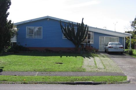 Photo of property in 57 Dale Crescent, Pakuranga, Auckland, 2010