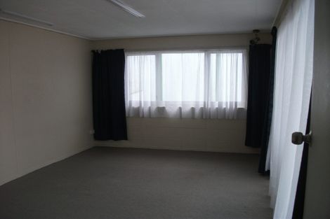 Photo of property in 116 Gossamer Drive, Pakuranga Heights, Auckland, 2010