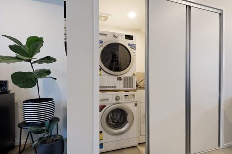 Photo of property in 43 Mapou Road, Hobsonville, Auckland, 0616