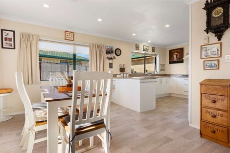 Photo of property in 48 Taupata Place, Kaitaia, 0410