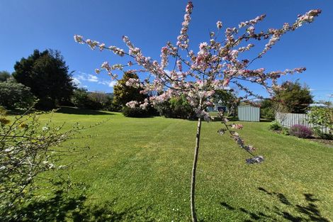 Photo of property in 85 Watt Street, Coromandel, 3506