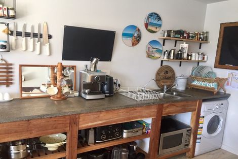 Photo of property in 7 Sauterne Road, Kumeu, 0810