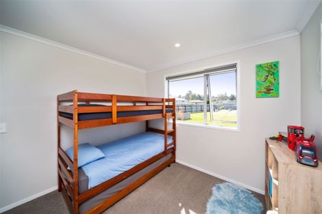 Photo of property in 14 Mercade Close, Stratford, 4332