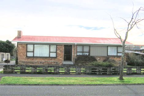 Photo of property in 32 English Street, St Andrews, Hamilton, 3200