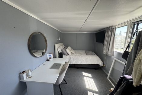 Photo of property in 38 Spriggs Crescent, Greenmeadows, Napier, 4112