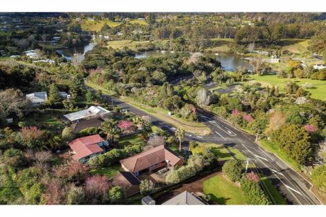 Photo of property in 2 Kemp Road, Kerikeri, 0230