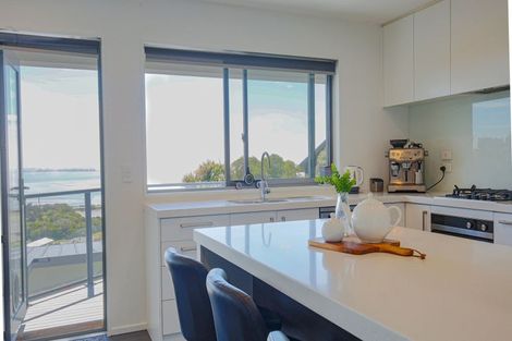 Photo of property in 31 Soleares Avenue, Mount Pleasant, Christchurch, 8081