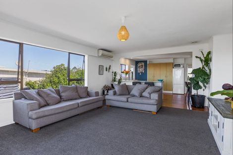 Photo of property in 63 Brightside Road, Stanmore Bay, Whangaparaoa, 0932