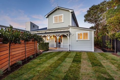 Photo of property in 7 Washington Avenue, Brooklyn, Wellington, 6021