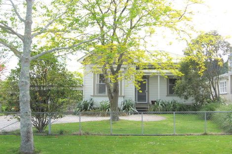 Photo of property in 8 Domett Street, Whataupoko, Gisborne, 4010