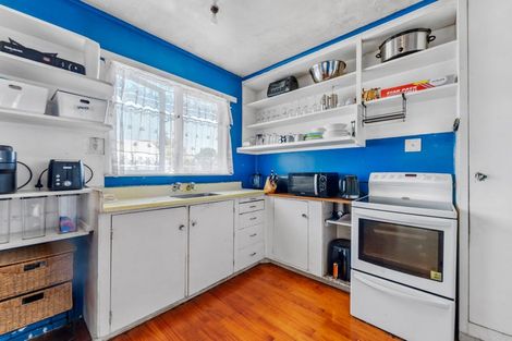 Photo of property in 11 Alexander Crescent, Otara, Auckland, 2023