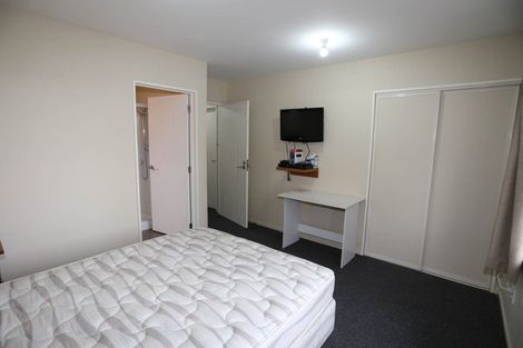 Photo of property in 72 Peer Street, Upper Riccarton, Christchurch, 8041