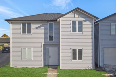 Photo of property in 27 Stitchbird Crescent, Papakura, 2110