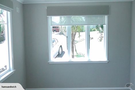 Photo of property in 12 Tasman Street, Vogeltown, New Plymouth, 4310