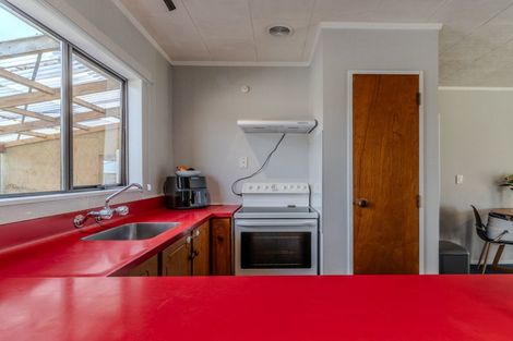 Photo of property in 129 Mclean Street, Woodville, 4920
