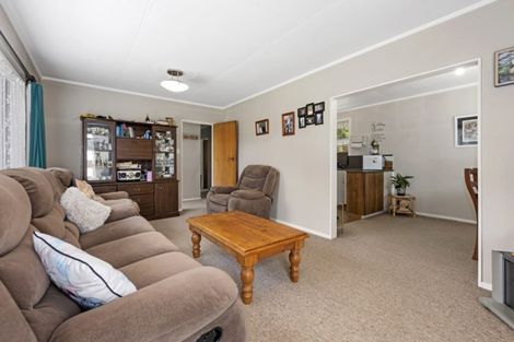 Photo of property in 14 California Drive, Totara Park, Upper Hutt, 5018