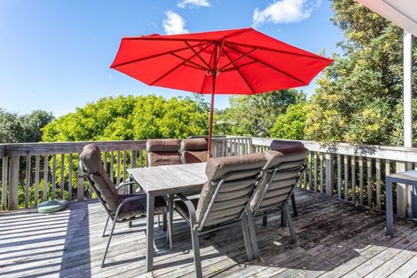 Photo of property in 210 Given Avenue, Whangamata, 3620