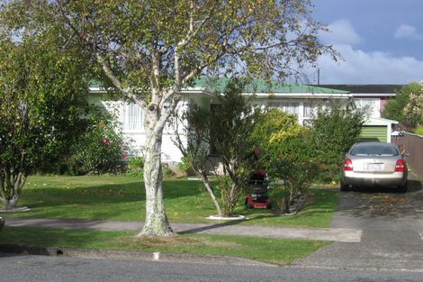 Photo of property in 32 Mcdonald Street, Taita, Lower Hutt, 5011